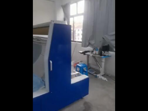 襯布粉點機(jī)視頻